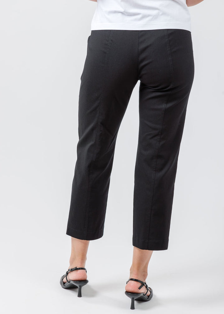 Elliott Lauren FW 25 Crop Cargo Pants in Black available at Barbara Katz