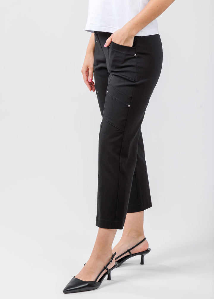 Elliott Lauren Cropped Cargo Pants in Black available at Barbara Katz. Elliott Lauren classic pull-on pants with elastic waistband, cargo pockets, rivet details, straight leg, and cropped length.