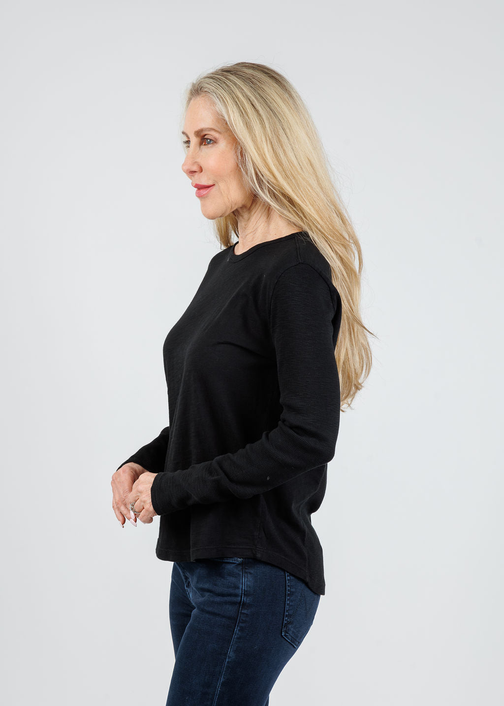 Elliott Lauren Tracy Long Rib Sleeve Tee in Black available at Barbara Katz