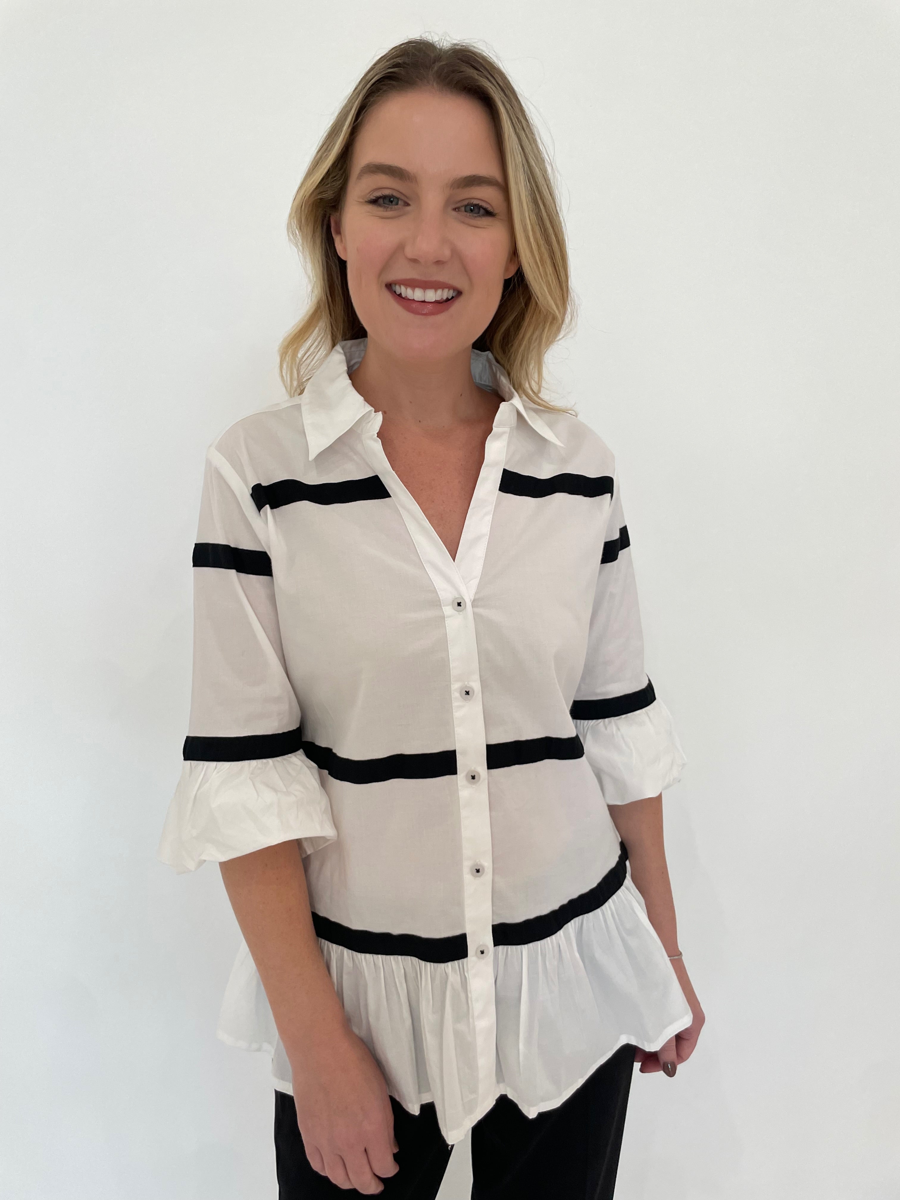 【良好品】 Dizzy-Lizzie Lexington Peplum Shirt With Ribbon Trim - White トップス