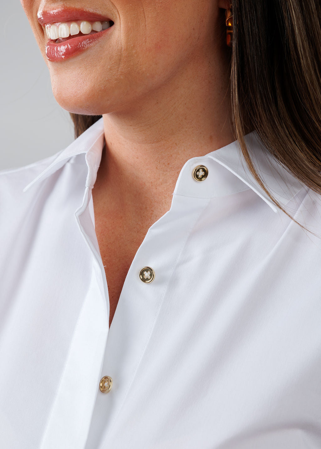 Hinson Wu Xena 3/4 Sleeve Zip Back Shirt in White available at Barbara Katz
