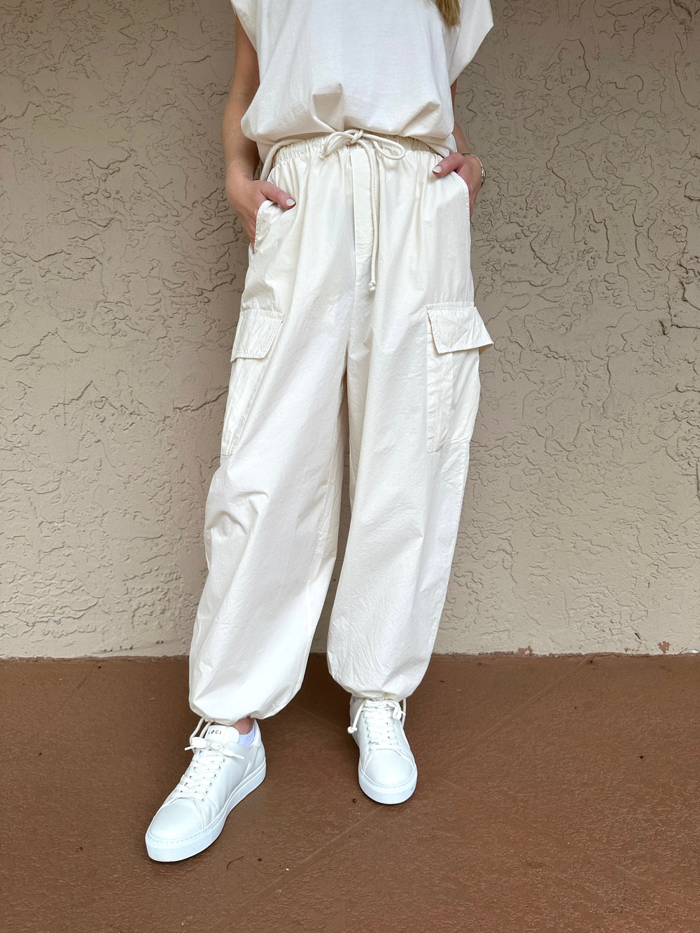 Stateside Structured Poplin Drawstring Cargo Pant - Cream