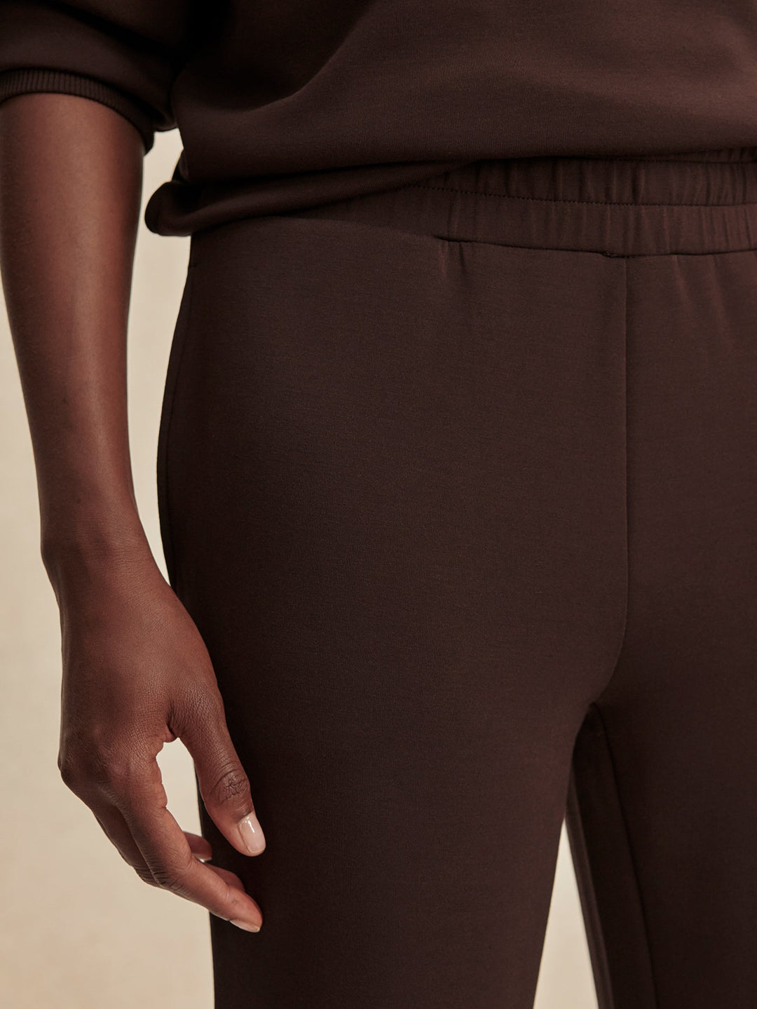 Varley The Slim Pant 27.5" in Coffee Bean available at Barbara Katz