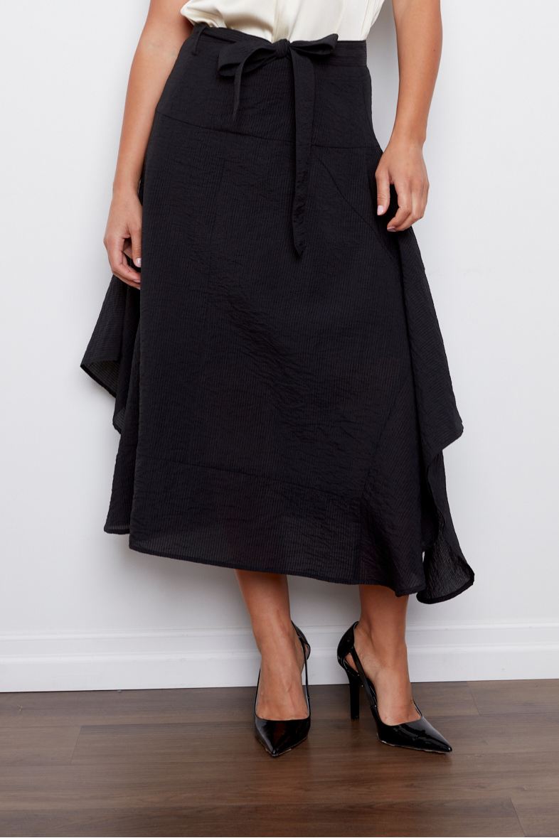 Cece Lightweight Asymmetric Skirt - Black
