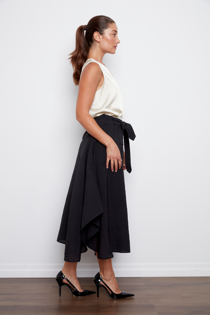 Cece Lightweight Asymmetric Skirt - Black