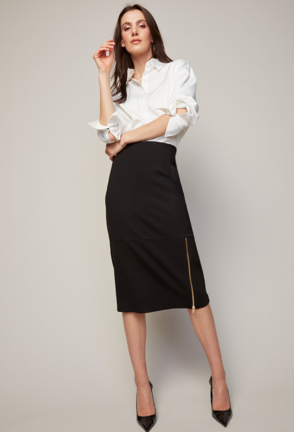 Adroit Atelier Bing Stretch Pencil Skirt With Zipper Detail in Black available at Barbara Katz