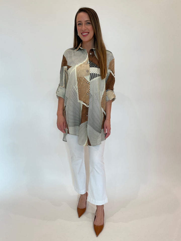 Bariloche Cisco Shirt in Off White paired with Elliott Lauren Baby Boot Crop Jeans in White available at Barbara Katz