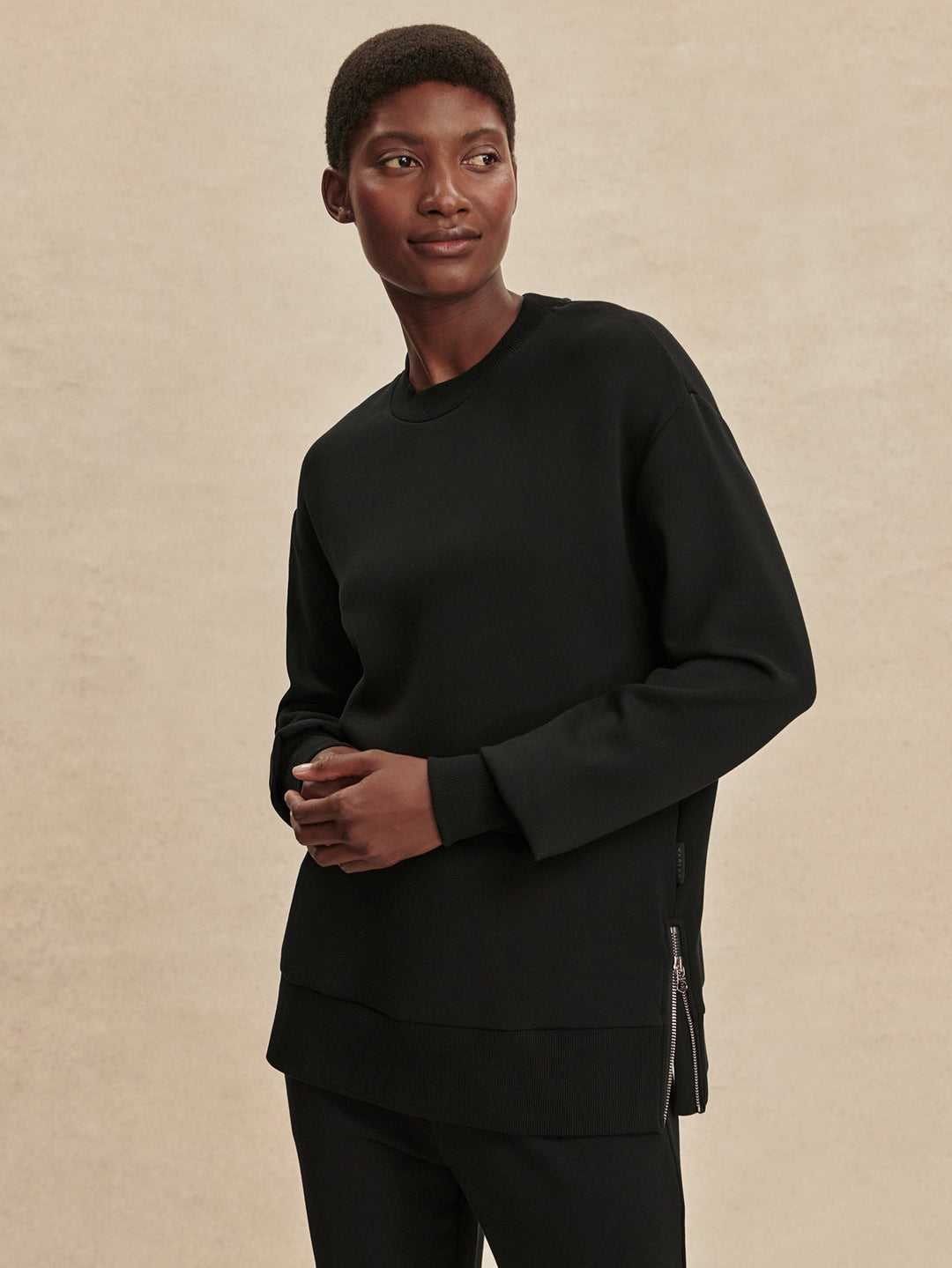 Varley Gabriella Sweatshirt in Black available at Barbara Katz