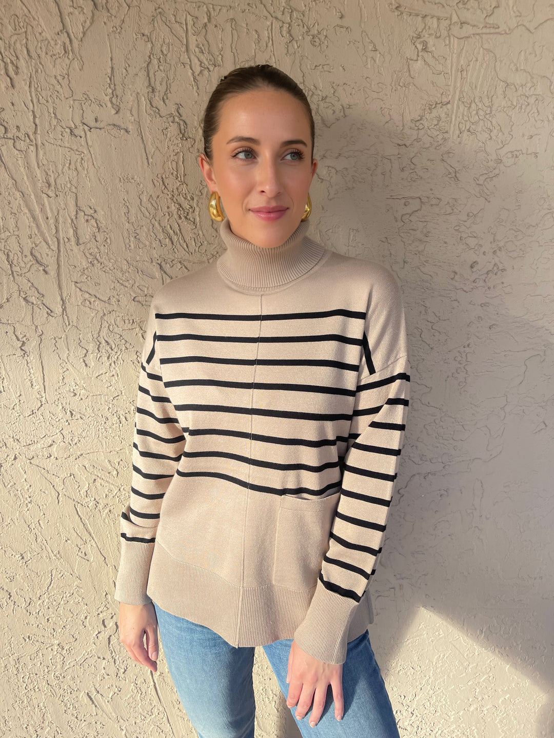 Big Pocket Sweater - Oyster/Black