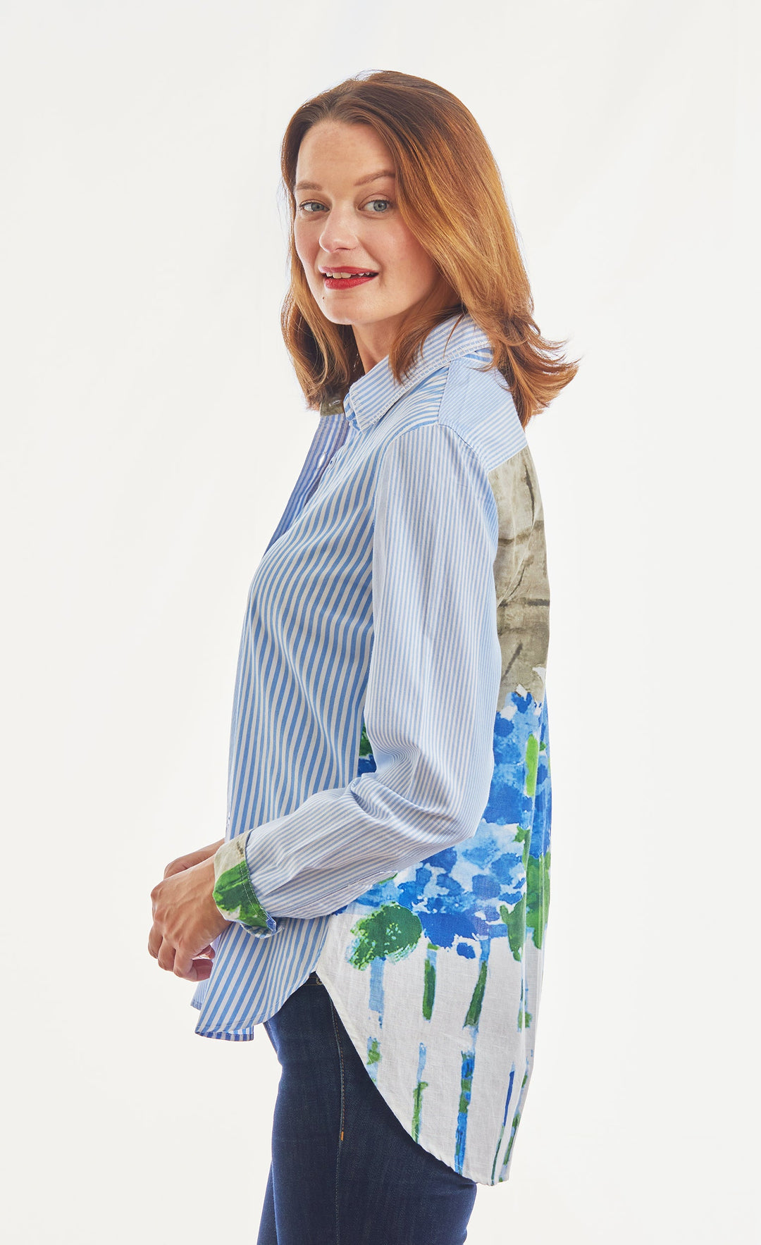 Dizzy-Lizzie Chesapeake Top - Blue White Stripe With Picket Fence And Hydrangeas available at Barbara Katz
