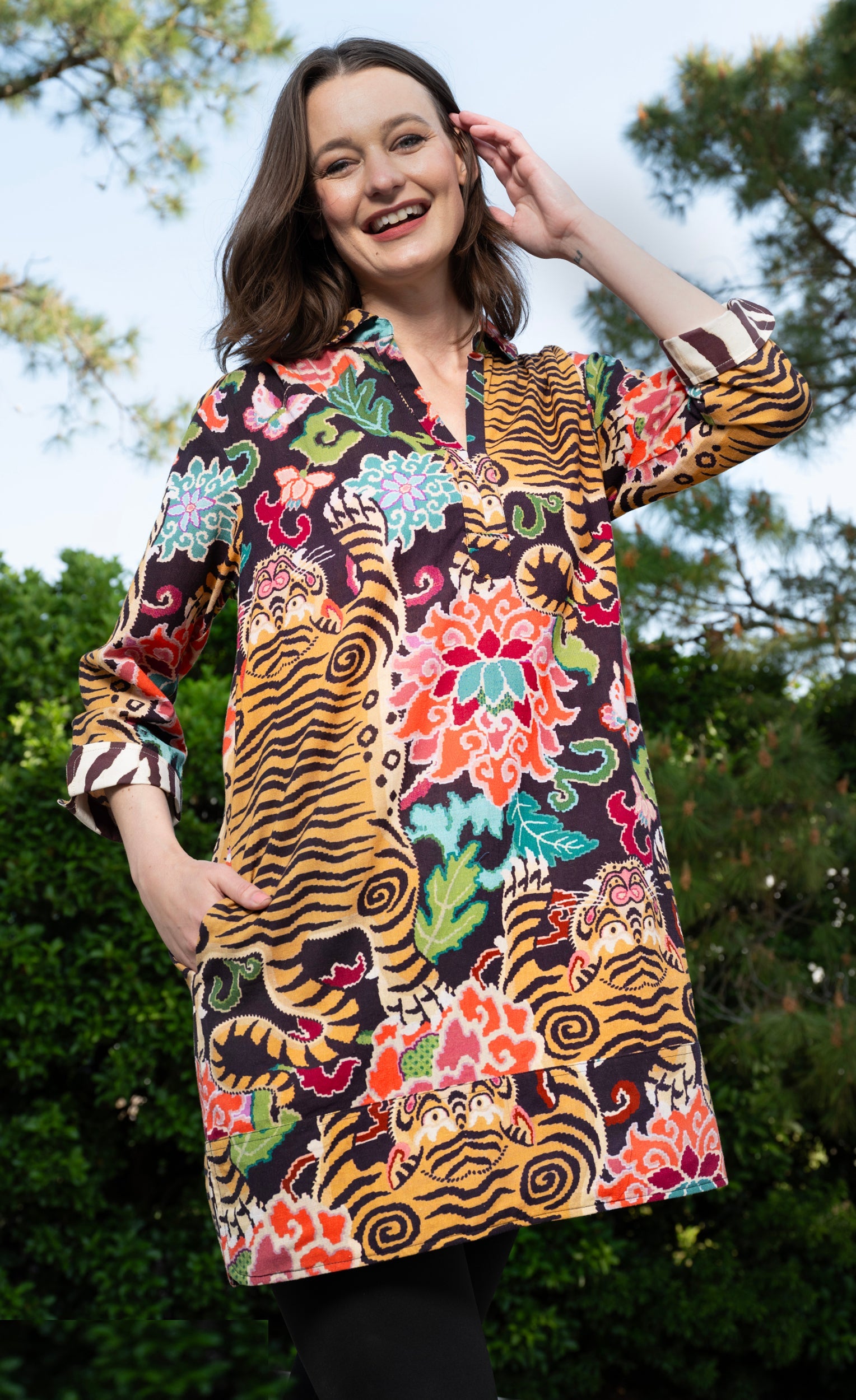 Dizzy-Lizzie Vail Tunic - Tiger Rug Print