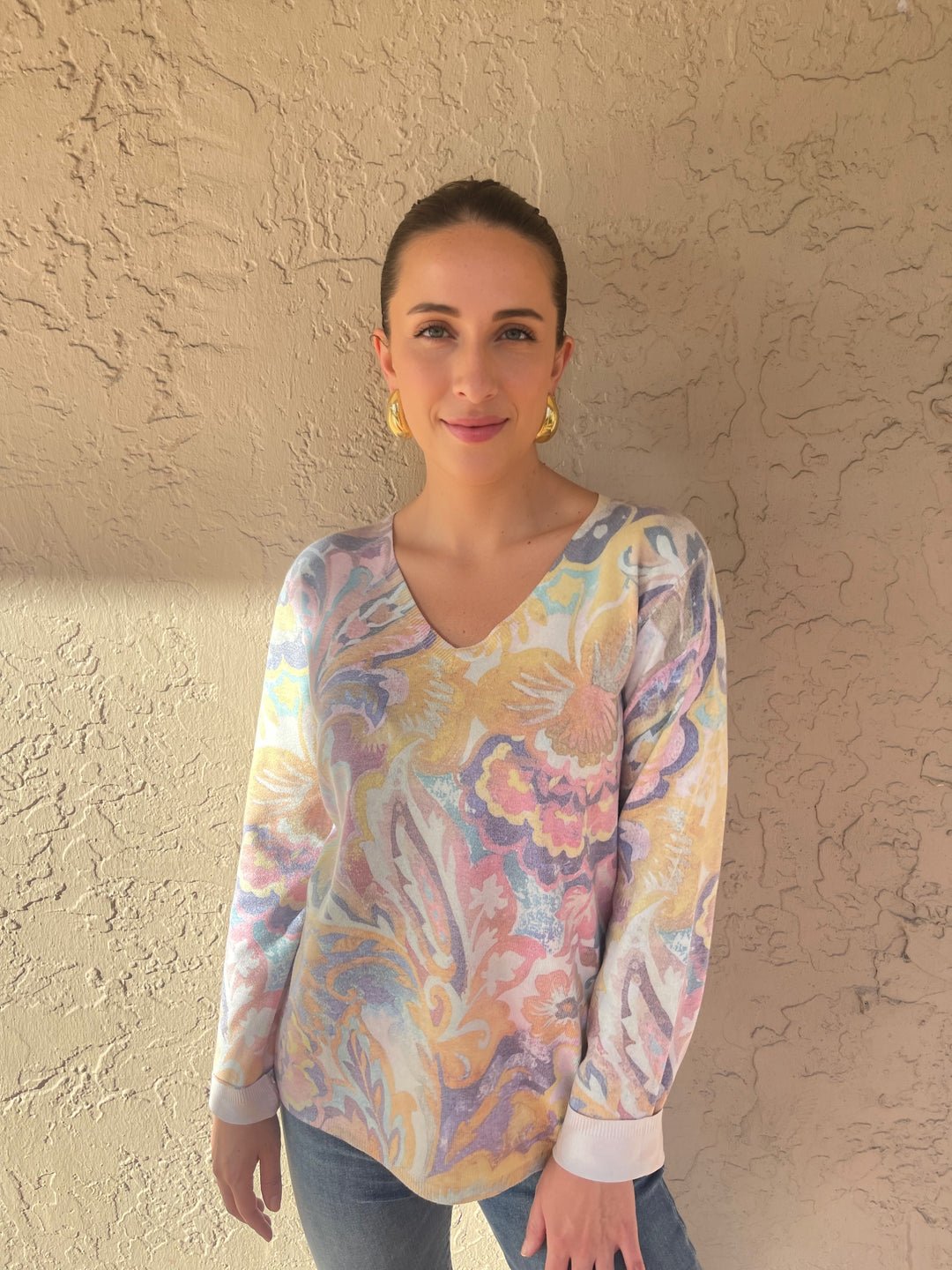 Leo & Ugo Floral Print V Neck Sweater