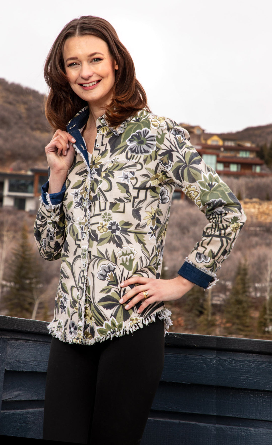 Dizzy-Lizzie Cape Cod Shirt - Neutral Tapestry Print available at Barbara Katz