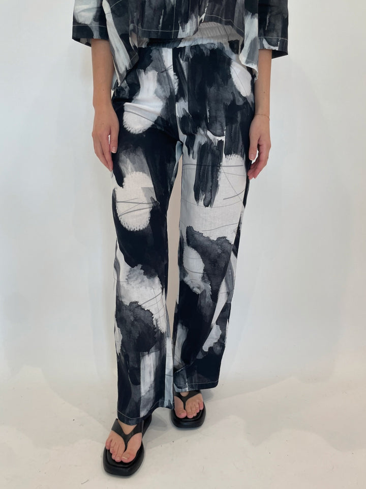 Ingrid Munt Alice Printed Pants in Black/White available at Barbara Katz