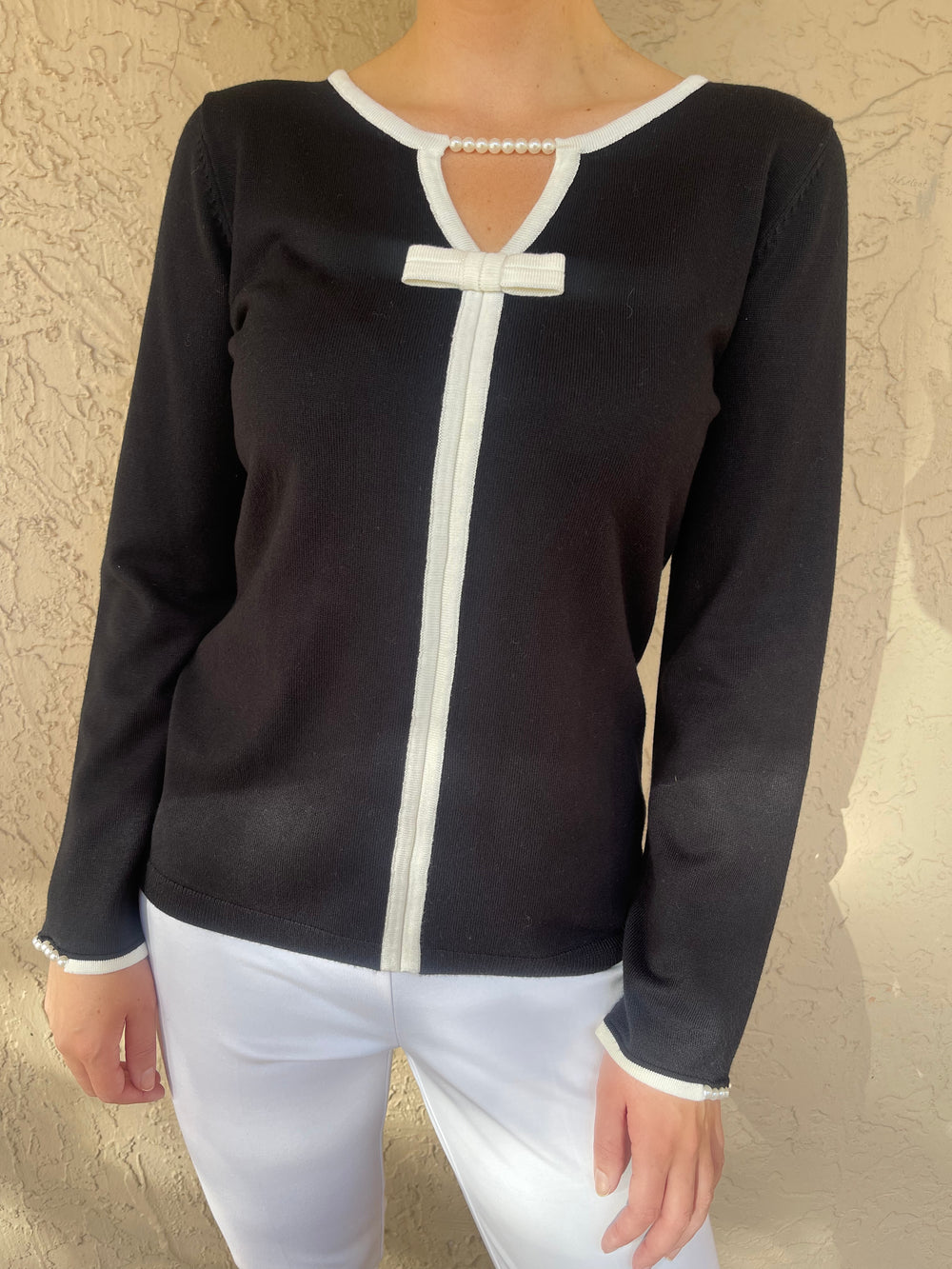 Pearl Trim Lurex V-Neck - Black/Off White
