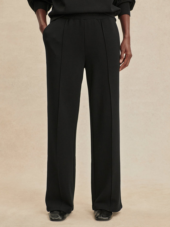 Varley The Wide Leg Pants 28" in Black available at Barbara Katz