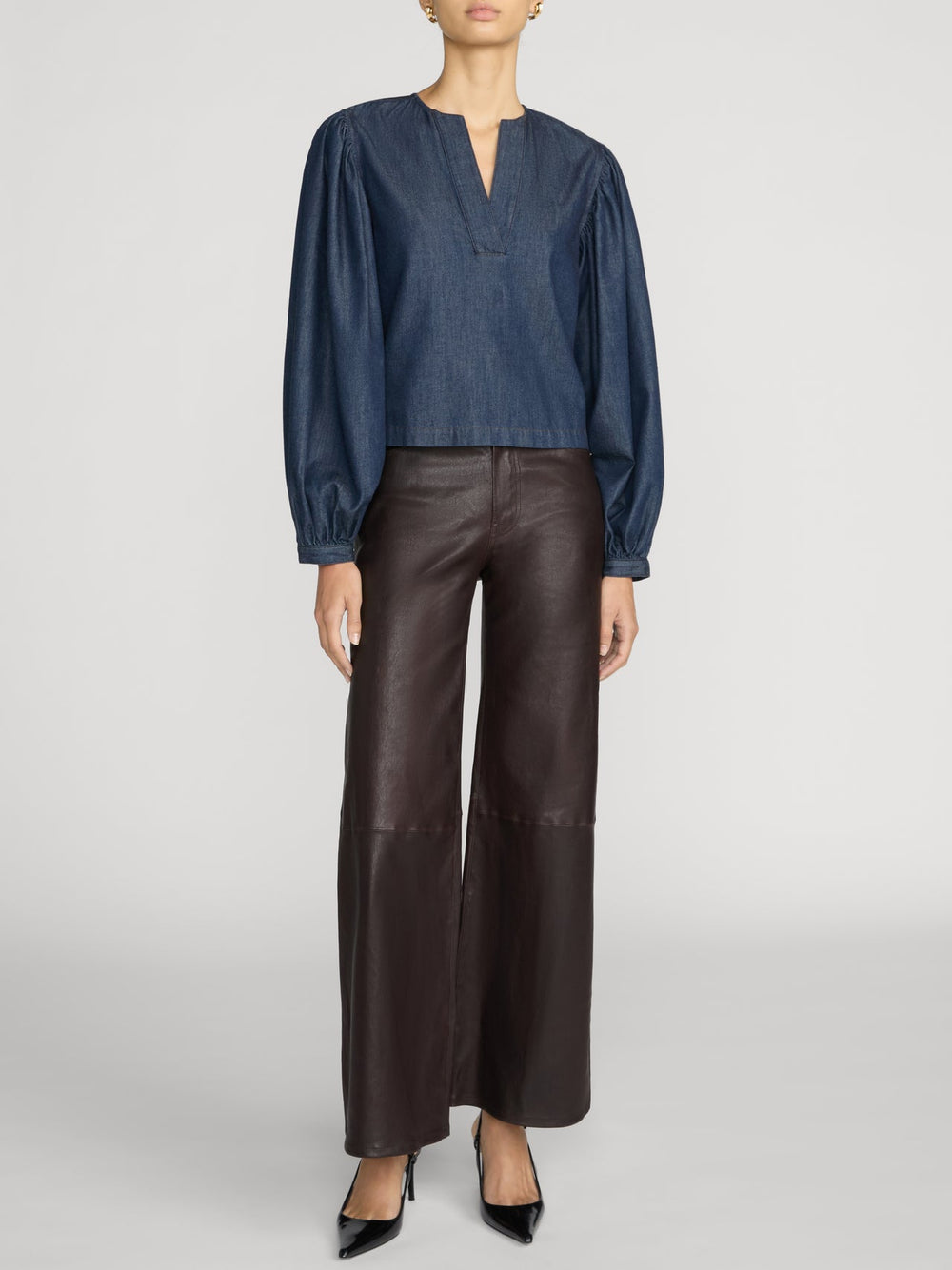 Frame The Off Duty Long Sleeve Popover in Rinse available at Barbara Katz