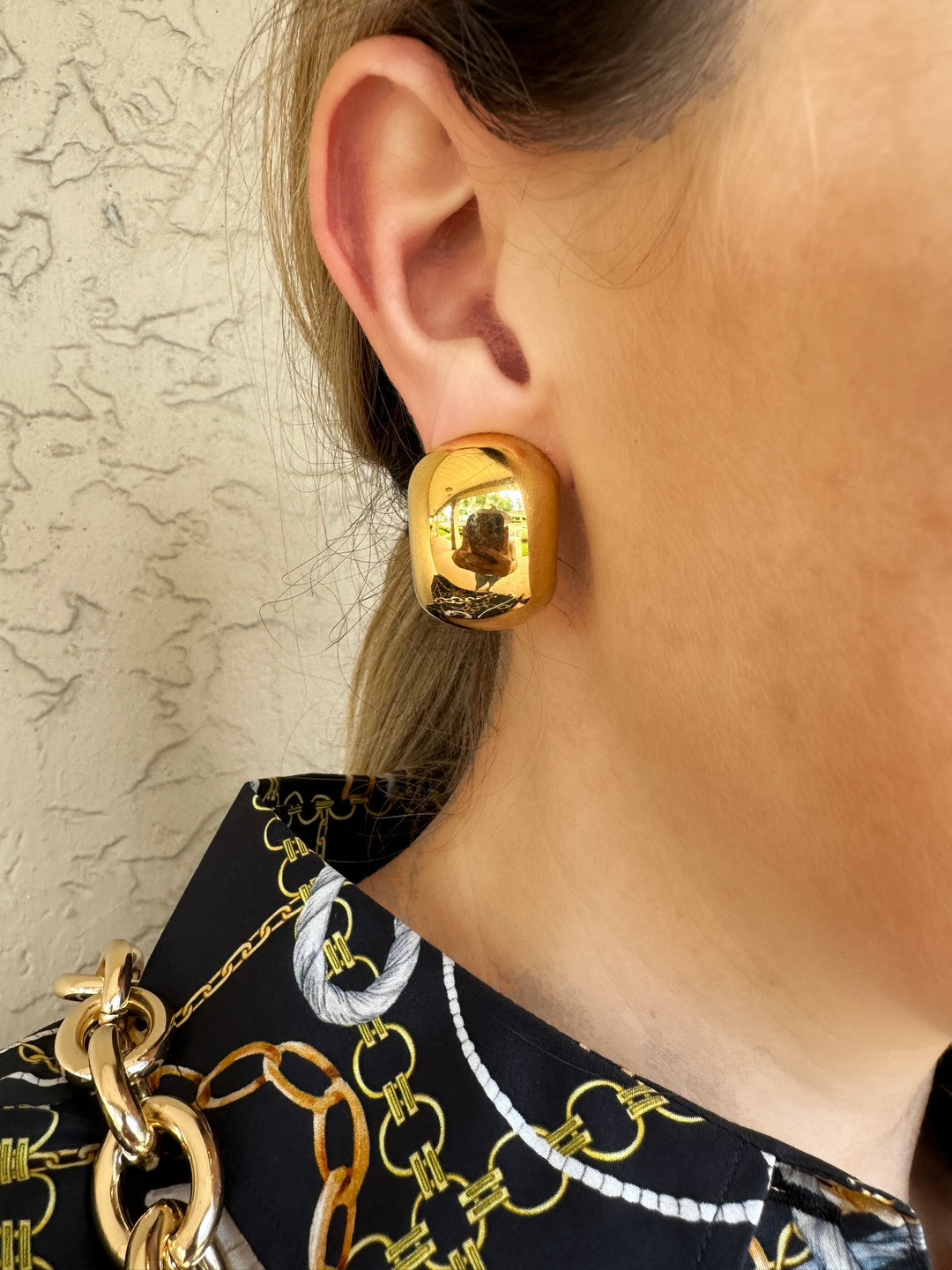 Giant Large Domed Button Clip Ear