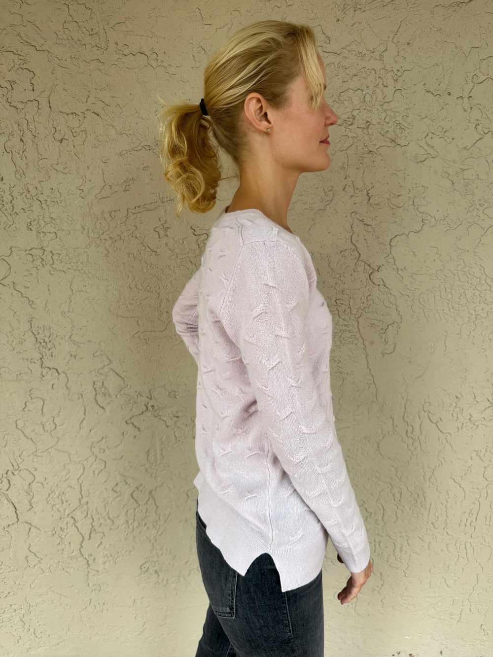 Pure Amici Novelty Stitch V-Neck Sweater - Blush