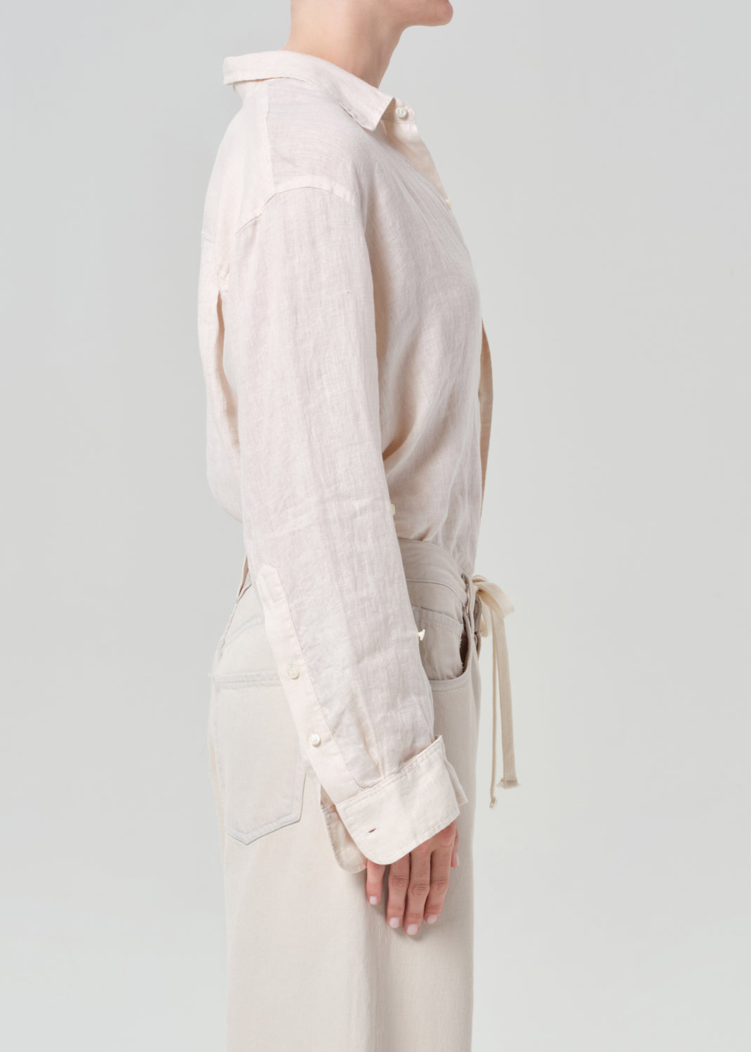 Citizens of Humanity Kayla Shrunken Linen Shirt in Pale Stone available at Barbara Katz