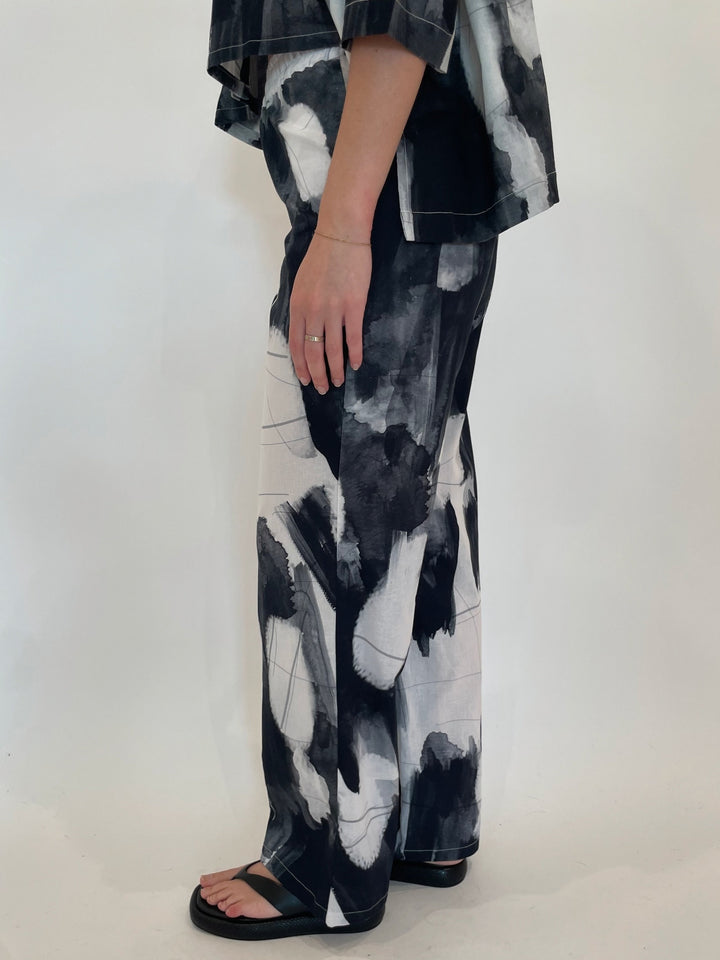 Ingrid Munt Alice Printed Pants in Black/White available at Barbara Katz