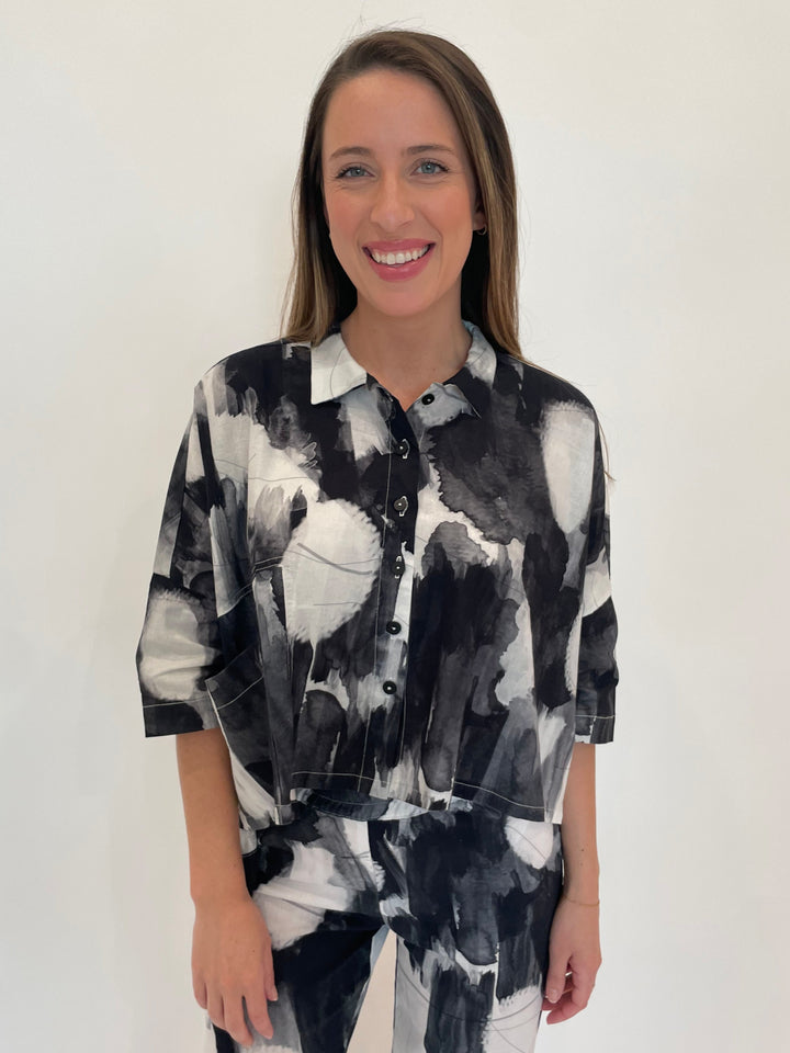 Ingrid Munt Denise Printed Shirt in Black/White available at Barbara Katz