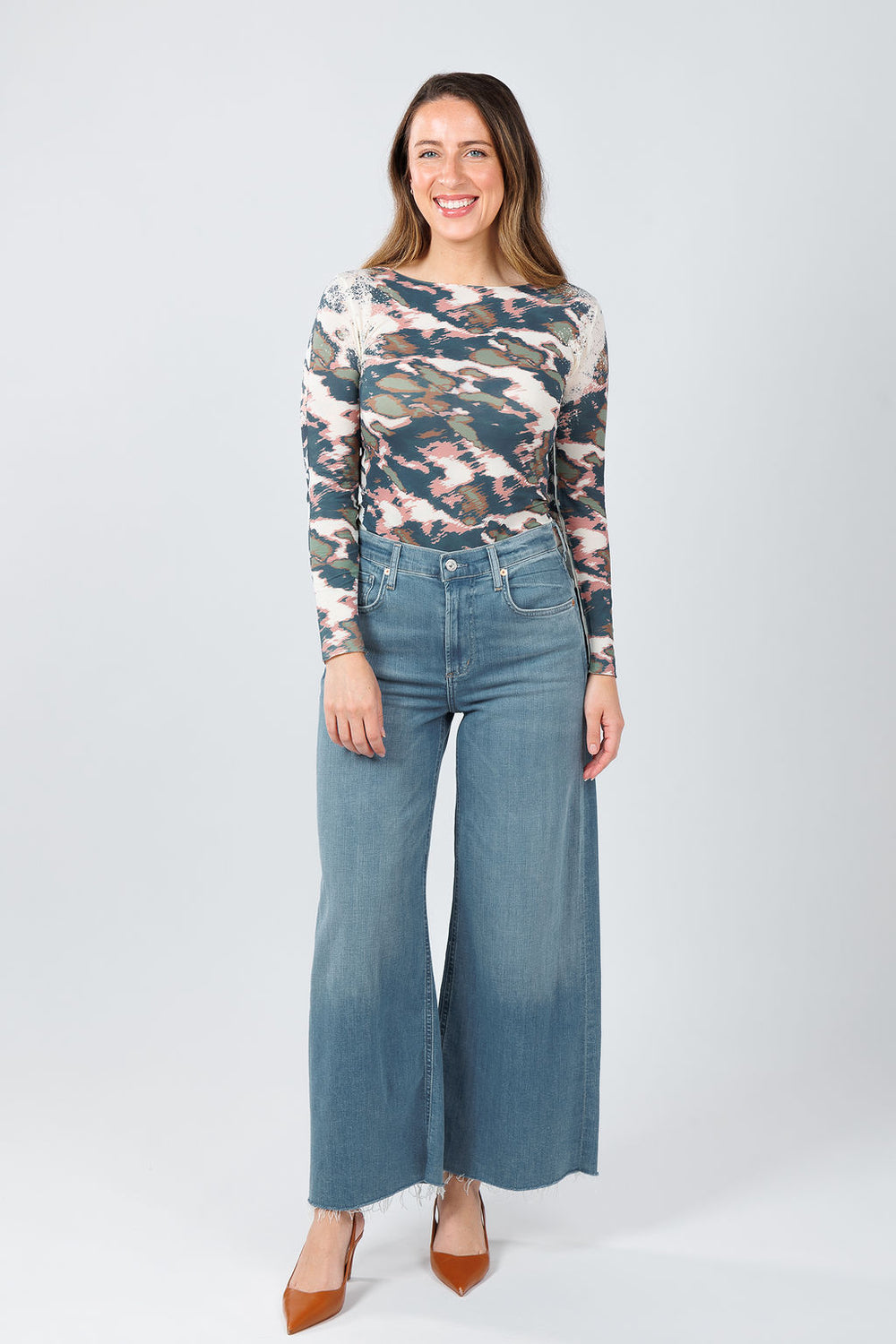  AMB Designs Camo Art Raw Edge Second Skin Top in Angora paired with Citizens of Humanity Lyra Crop Wide Leg Jeans in Bhodi available at Barbara Katz