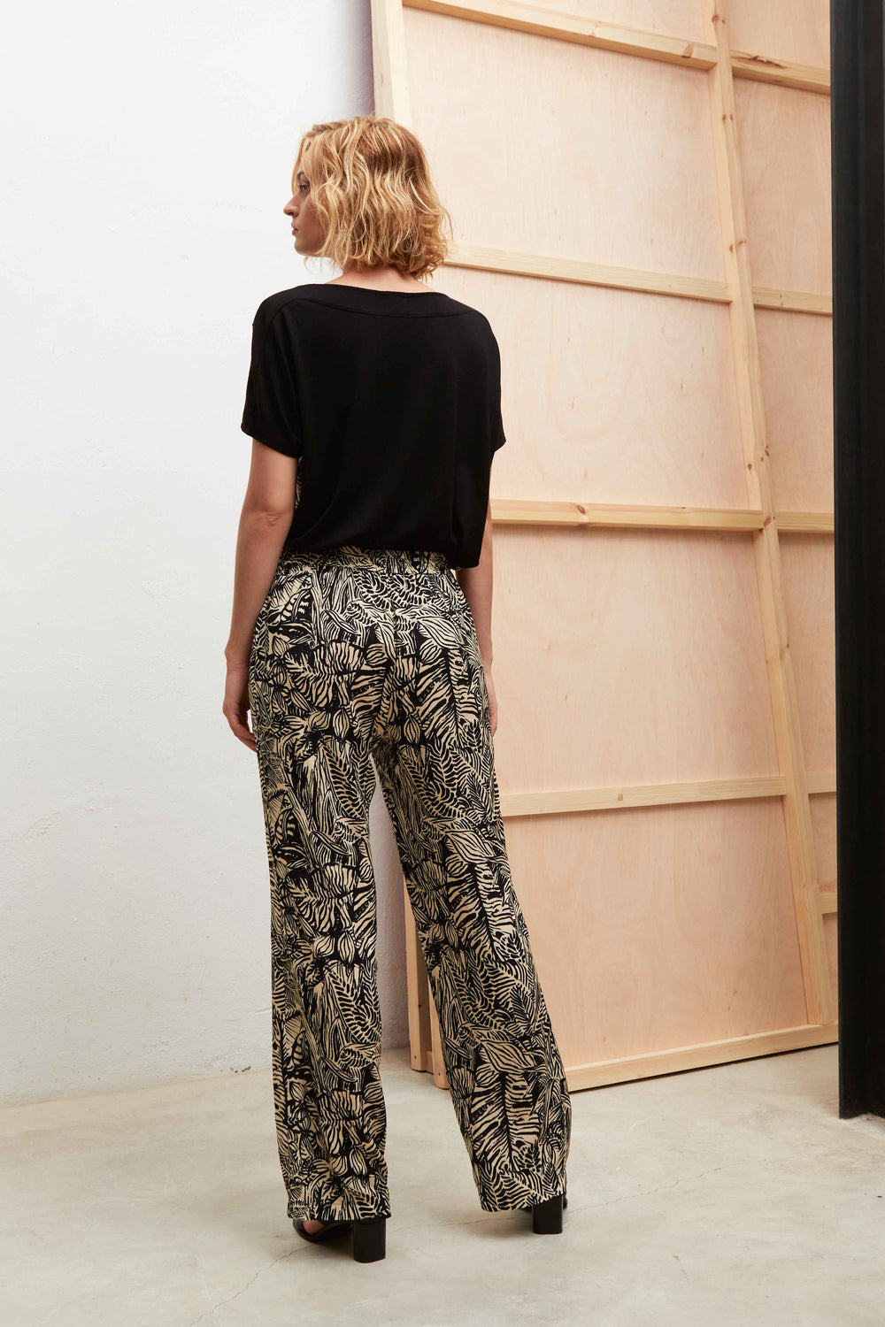 AMS Pure Tropical Print Pant
