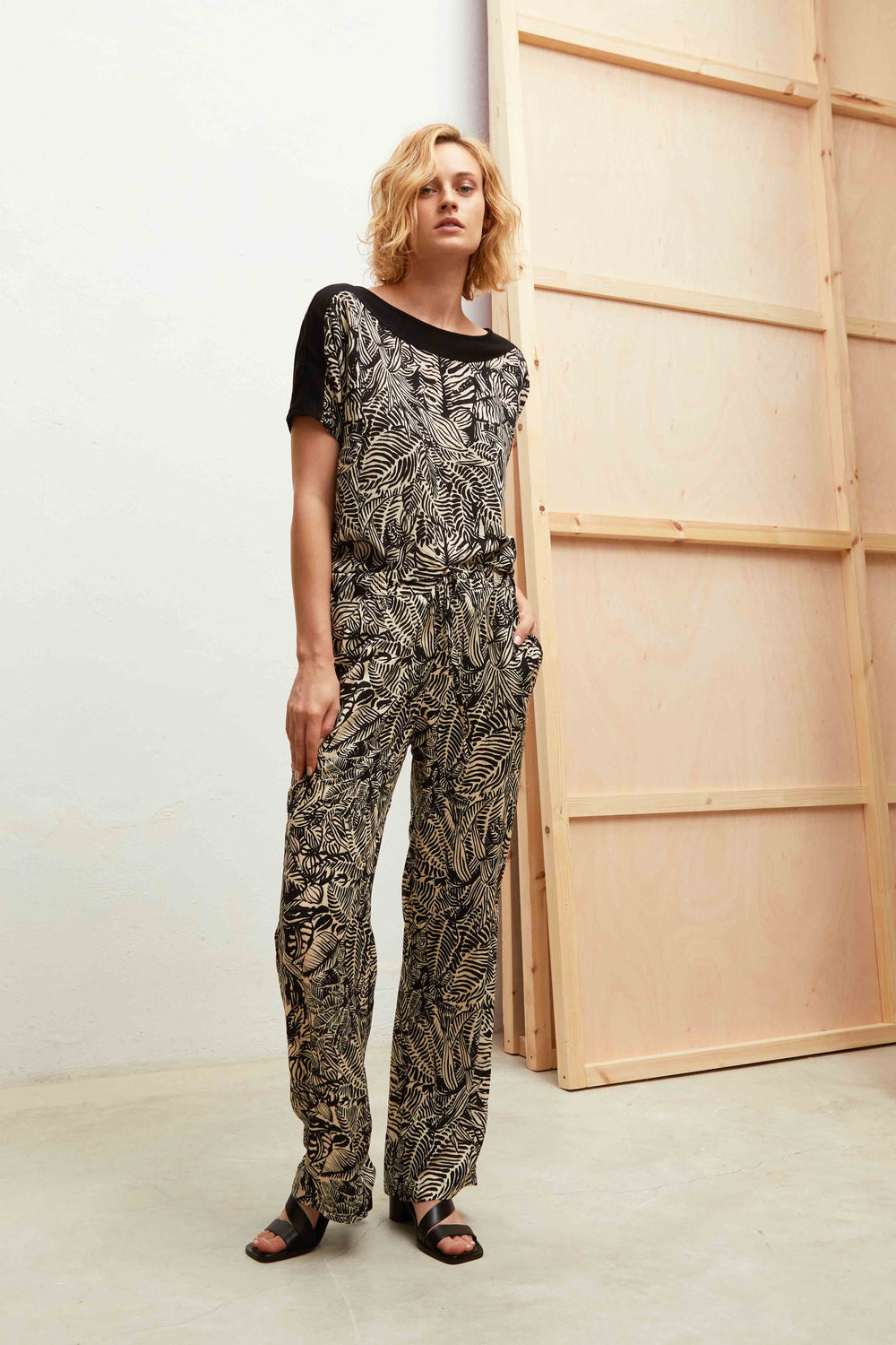AMS Pure Print Top