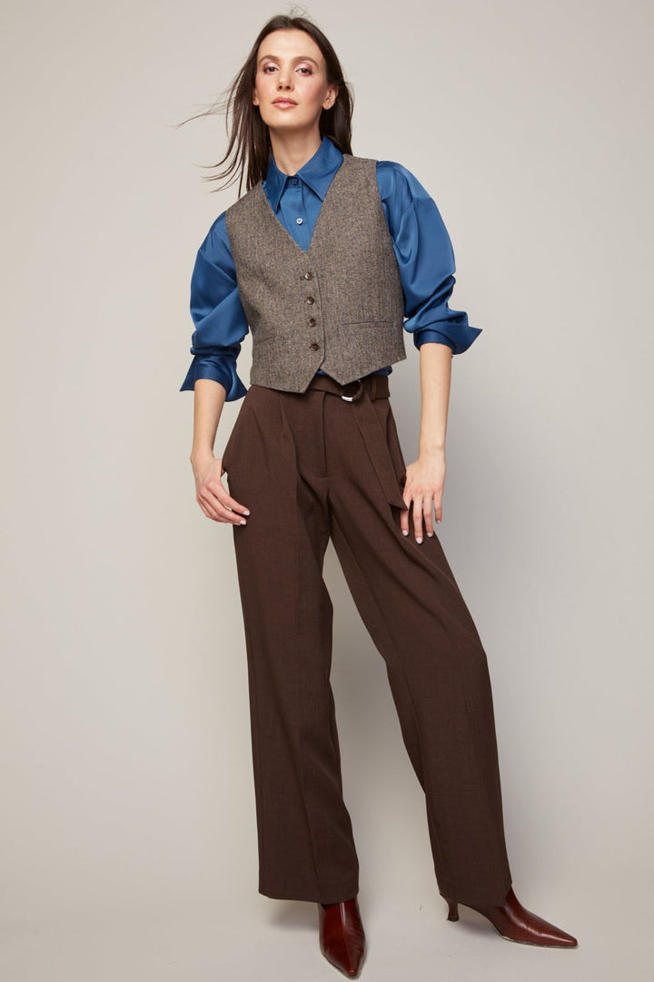 Adroit Atelier Sandro Sleeveless Vest in Java available at Barbara Katz