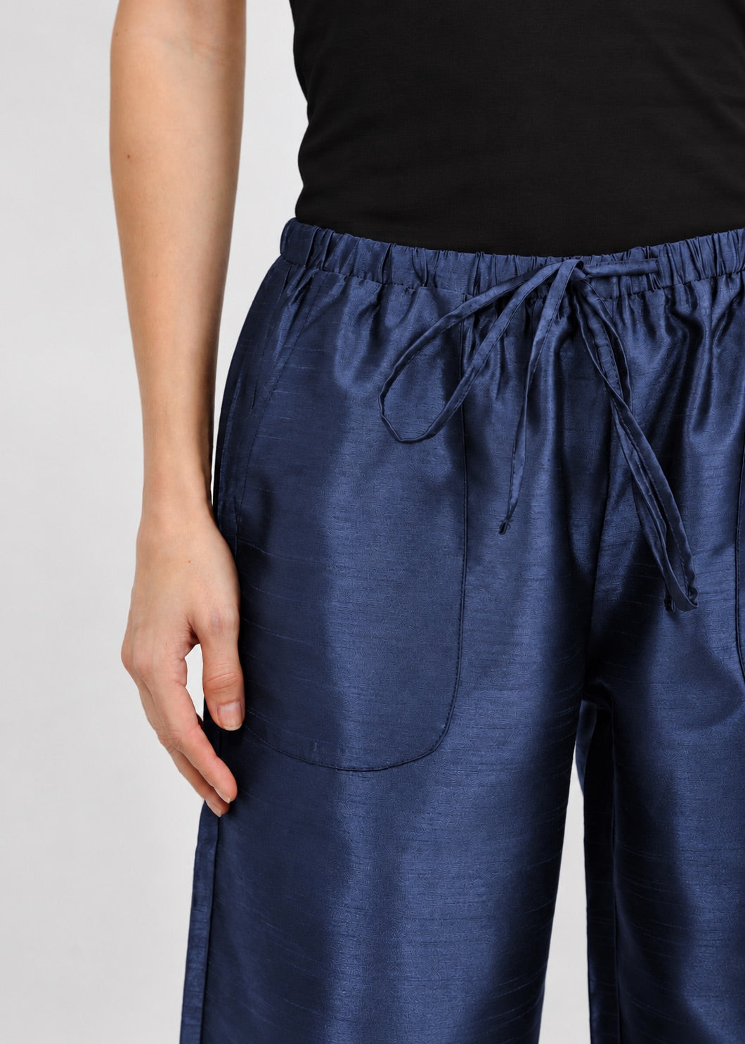 BK Daphne Taffeta Pants in Navy available at Barbara Katz
