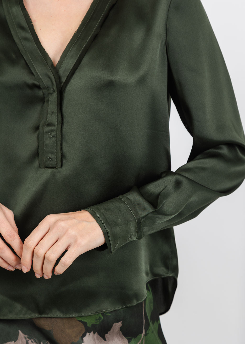 BK Go Fit To Be Styled Top in Surplus available at Barbara Katz