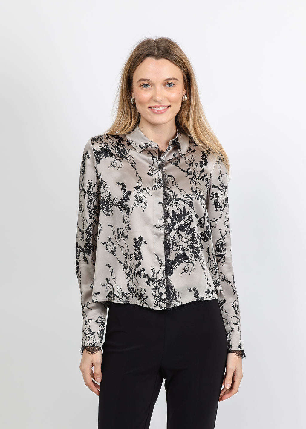 BK Go Lacey Printed Le Top in Lacey Vine available at Barbara Katz