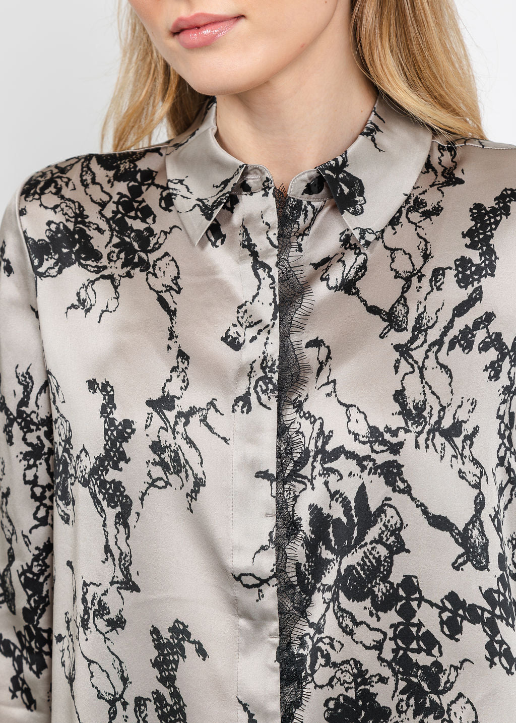 BK Go Lacey Printed Le Top in Lacey Vine available at Barbara Katz