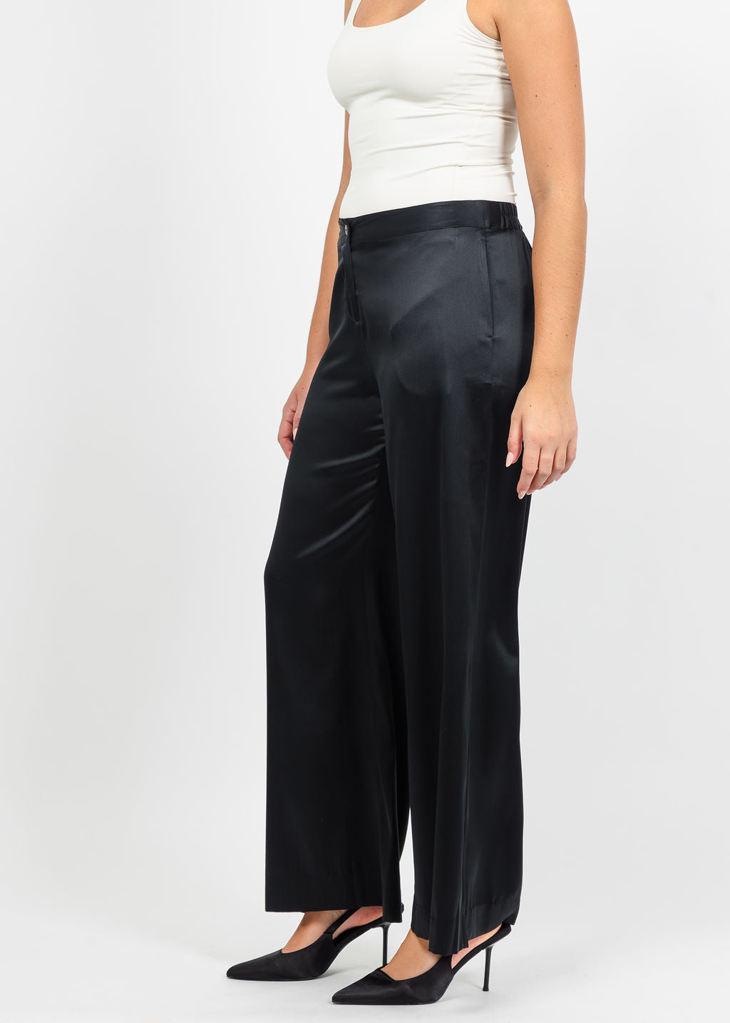 BK Go Piazza Pant in Black available at Barbara Katz