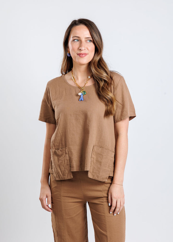 BK Linen Pocket Top in Hazelnut paired with matching BK Linen Pants in Hazelnut available at Barbara Katz