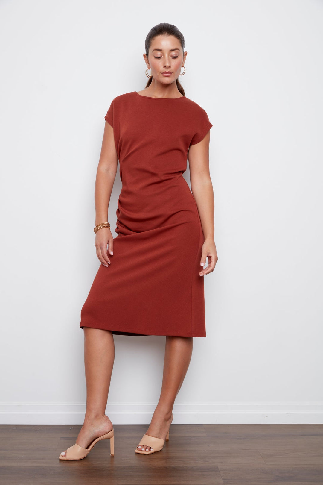Cammy Jersey Cap Sleeve Dress With Shirring Detail - Picante