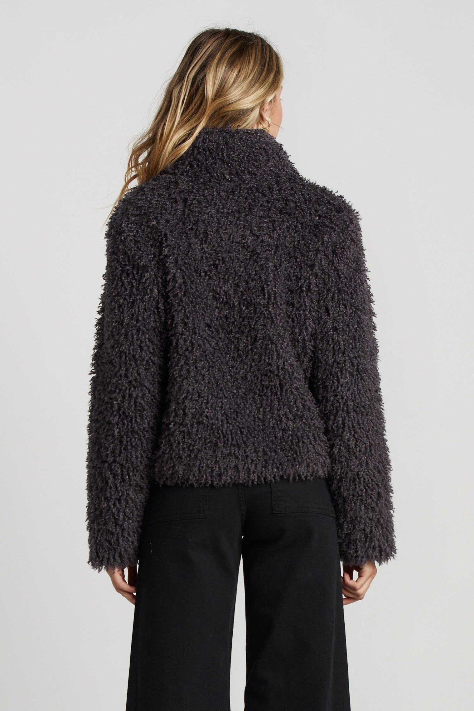 Adroit Atelier Carrie Short Mongolian Faux Fur Coat - Mulberry