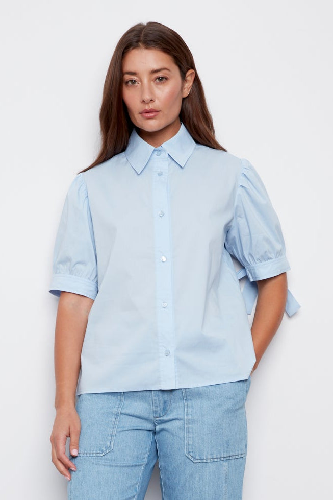 Clara Short Sleeve Buttoned Shirt - Light Blue
