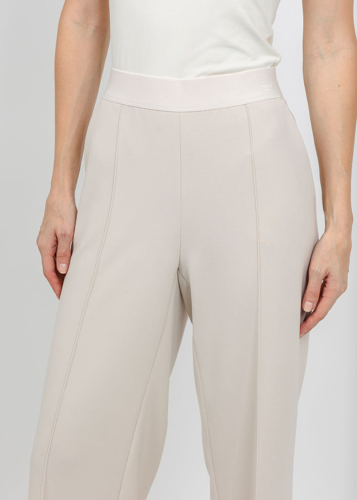 Cambio Cameron Pull-On Crop Pant in Icing available at Barbara Katz