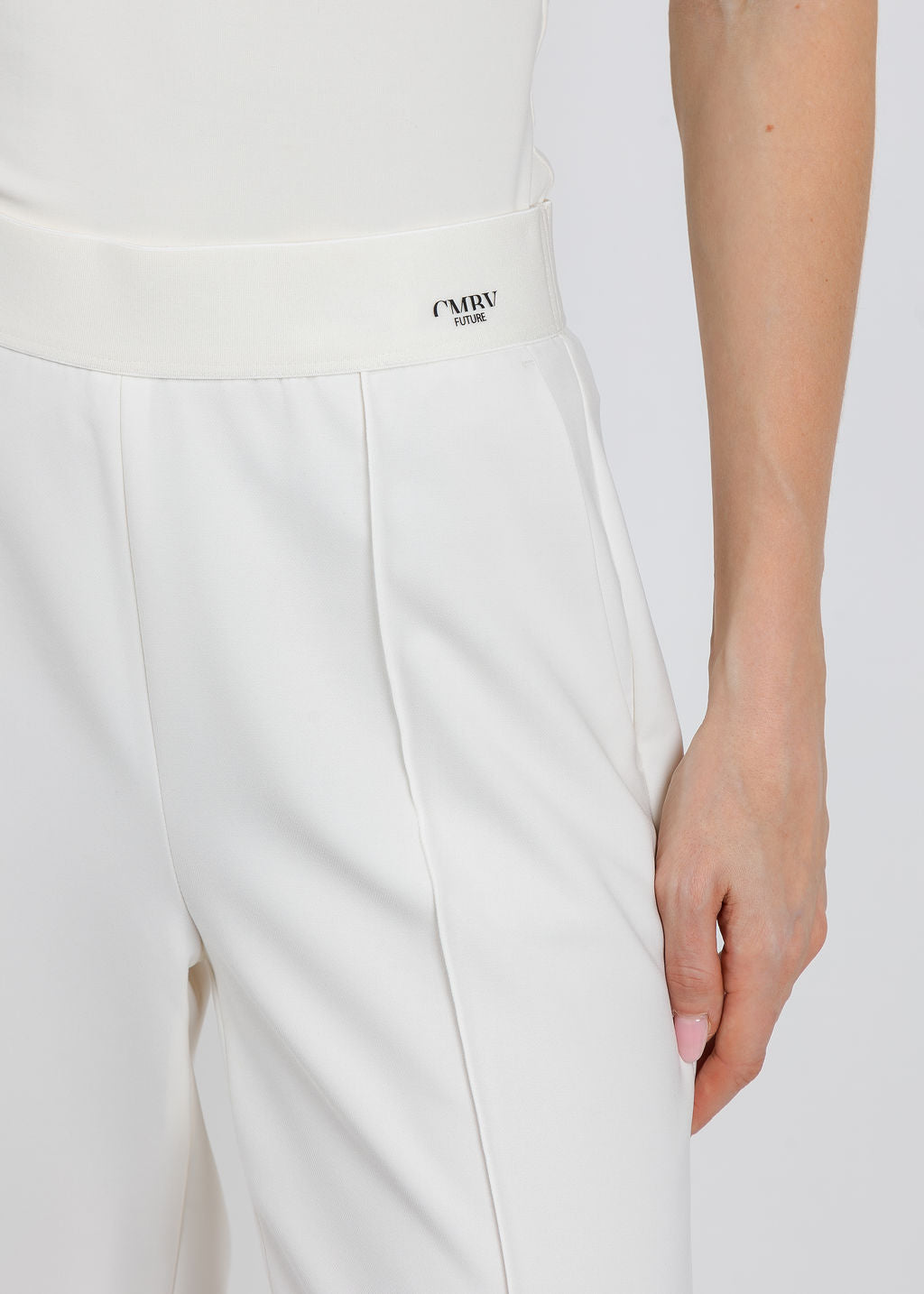 Cambio Cameron Pull-On Crop Pants in Off White available at Barbara Katz