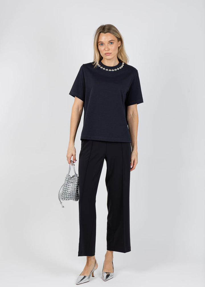 Essentiel Antwerp Intenso Silver Balls T-shirt in Navy paired with Cambio Cameron Pull-On Crop Trousers in Navy available at Barbara Katz
