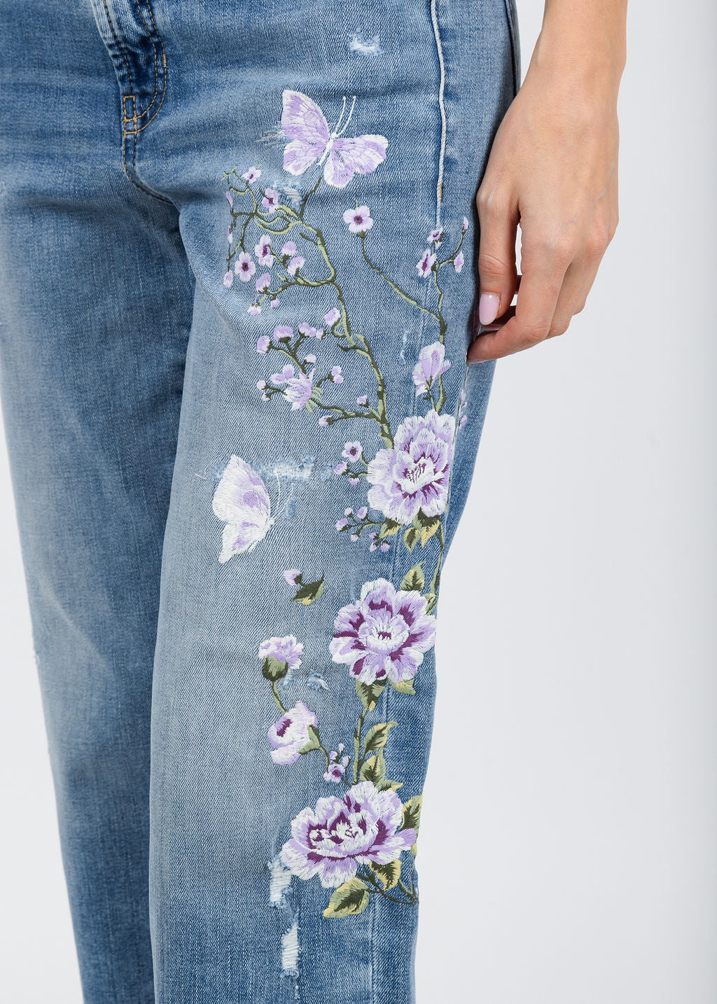 Cambio Paris Straight Ankle Jeans in Summer Distressed available at Barbara Katz