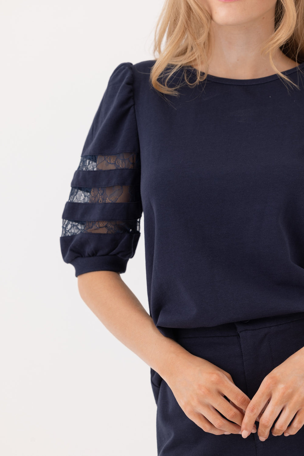 SUNDAYS Camille Pullover 