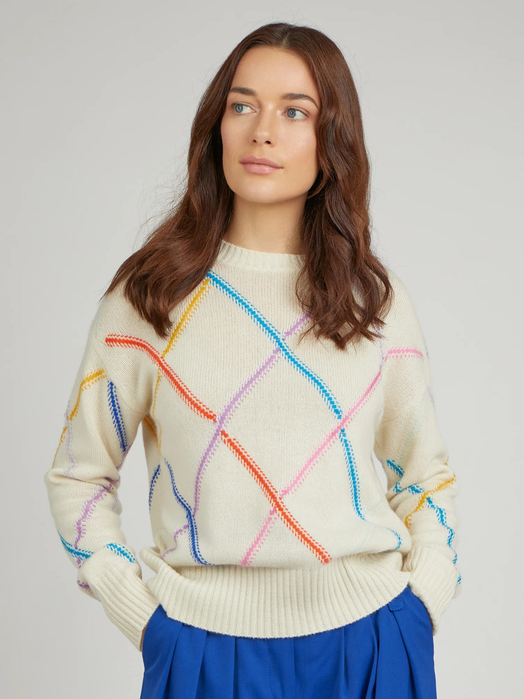 Cocoa Cashmere - The Plaid Crew Natural White Multi is woven from luxurious cashmere, this plaid crew is a timeless essential with a modern twist.