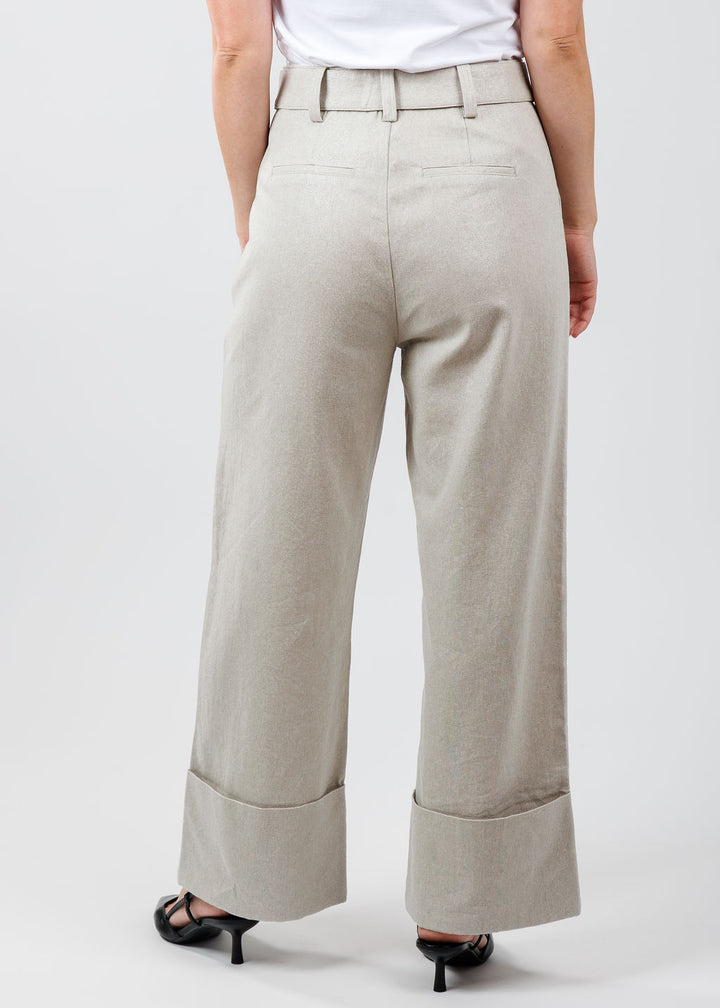 Cinq a Sept Vassi Lurex Linen Pants in Plaster available at Barbara Katz