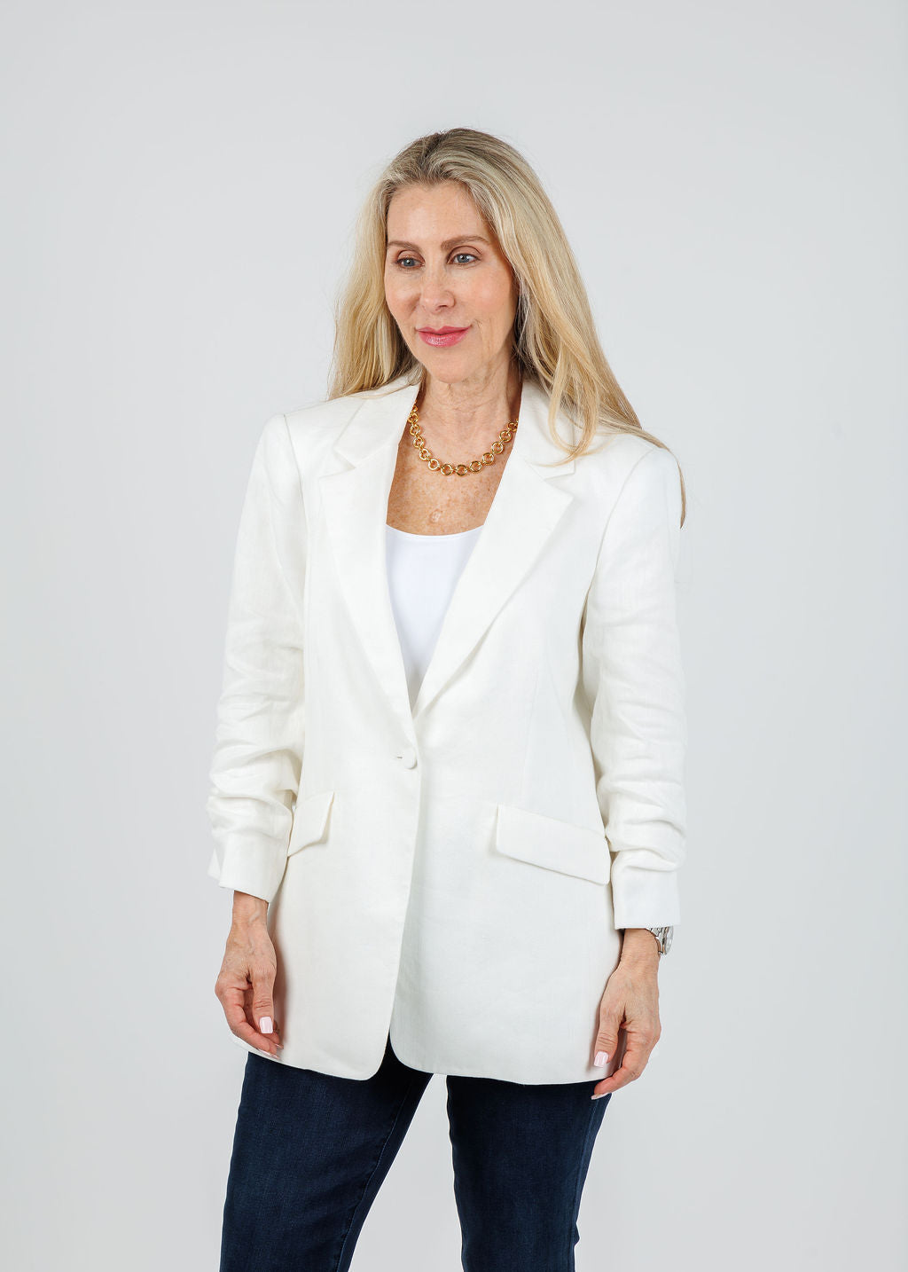 Cinq a Sept Linen Suiting Kylie Blazer in Ivory available at Barbara Katz