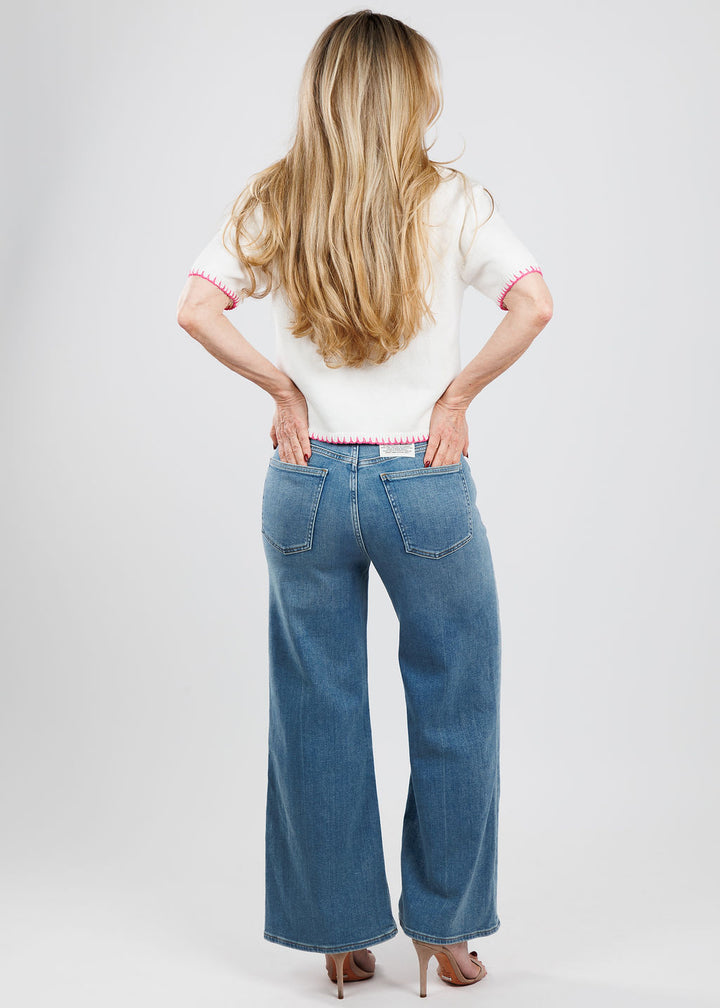 Rails Maliah Top in Ivory Hibiscus paired with Citizens of Humanity Lyra Patch Pocket Jeans in Splendor available at Barbara Katz