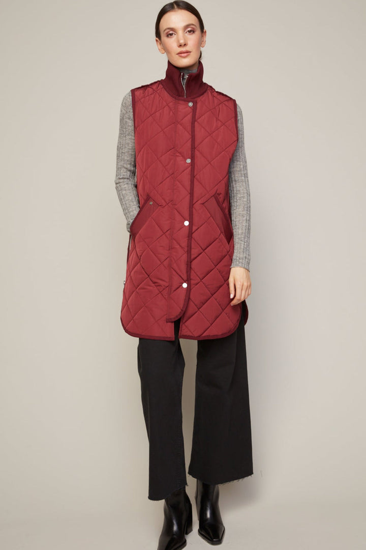 Adroit Atelier Destiny Sleeveless Quilted Vest With Zipper Detail in Porto available at Barbara Katz