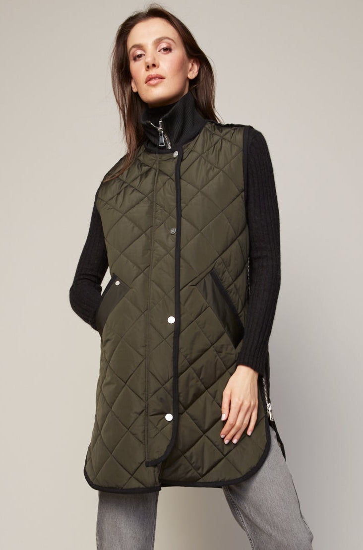 Adroit Atelier Destiny Sleeveless Quilted Vest With Zipper Detail in Forest Green available at Barbara Katz